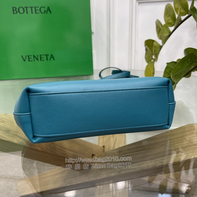 Bottega veneta高端女包 98088 寶緹嘉THE TRIANGLE BV專櫃新款原野綠三角形五金手提女包  gxz1136